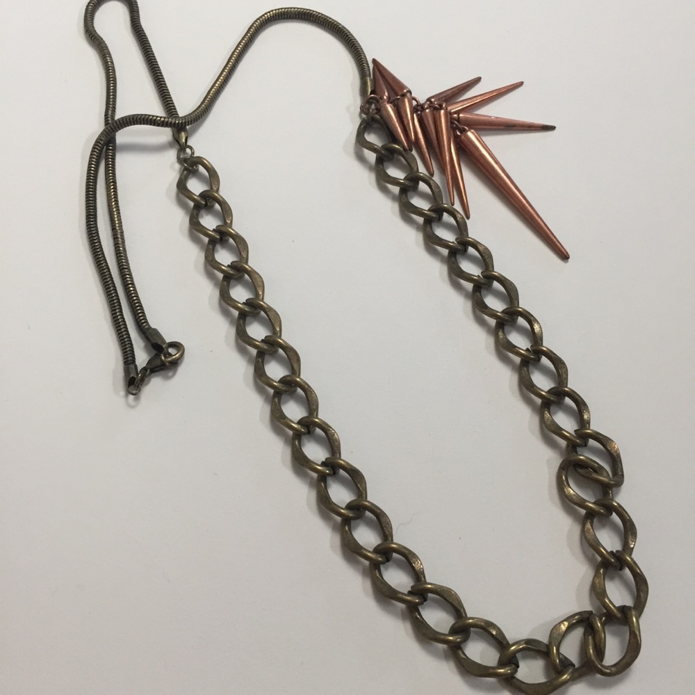 Chain spike necklace